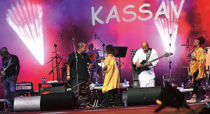 os kassav em palco. um ritual mágico que arrebata multidões. (foto: d.r.) - portal de angola