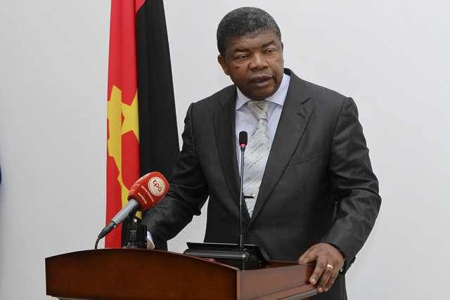 Jornal de Angola - Notícias - Trabalhadores buscam passe para a final