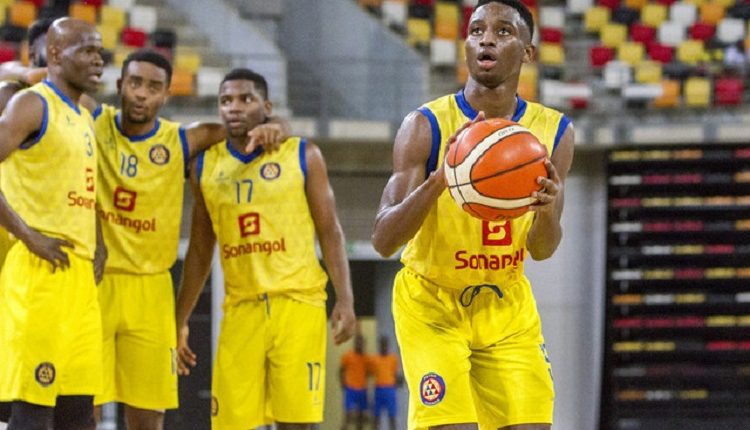 Basquetebol/Angola: 1.º de Agosto e Petro jogam clássico na Cidadela -  Basquetebol - SAPO Desporto