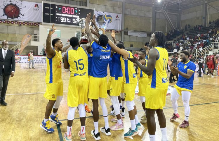 Angola: Brasileiro lidera basquetebol sénior do Petro